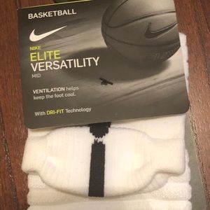 nike elite versatility mid